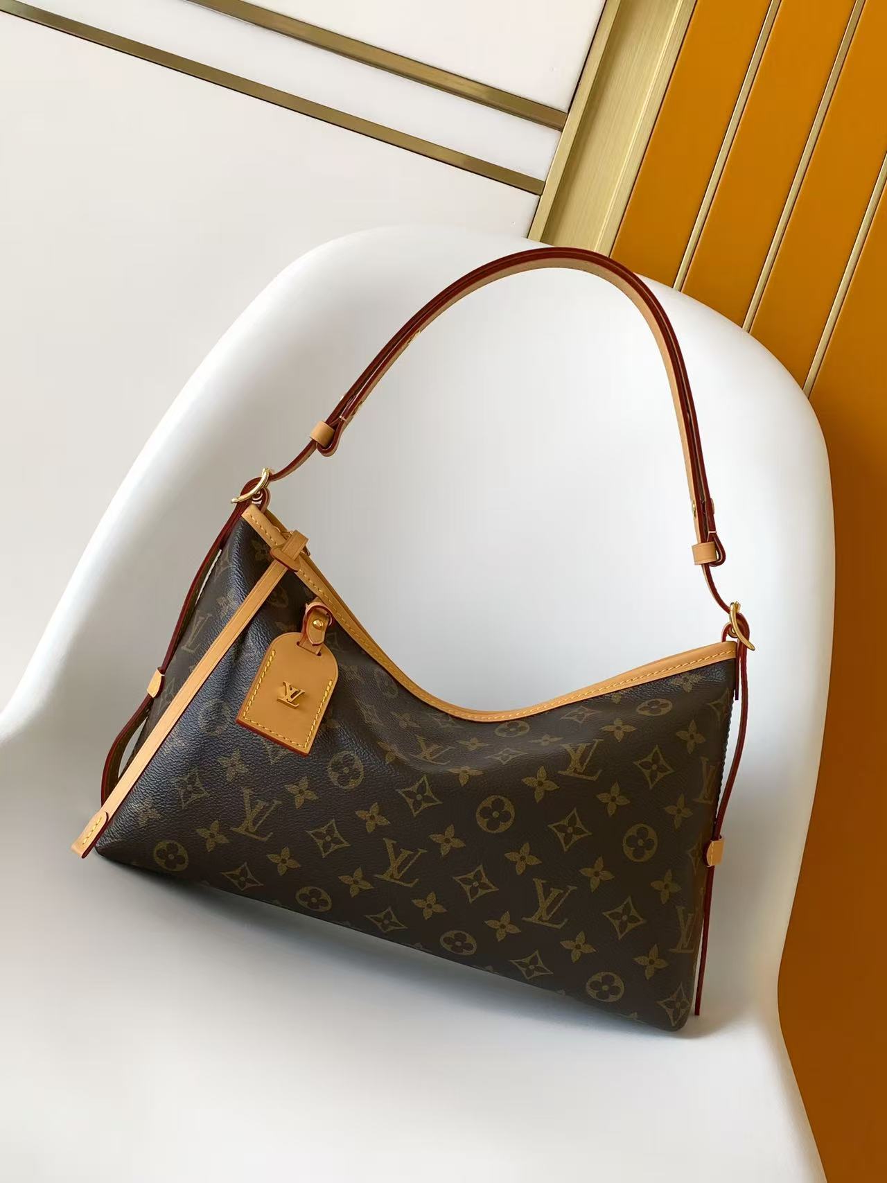 Louis Vuitton LV Classic Handbag Monogram Empreinte Model 163C01 Detachable Strap Daily Use Fashion Accessory